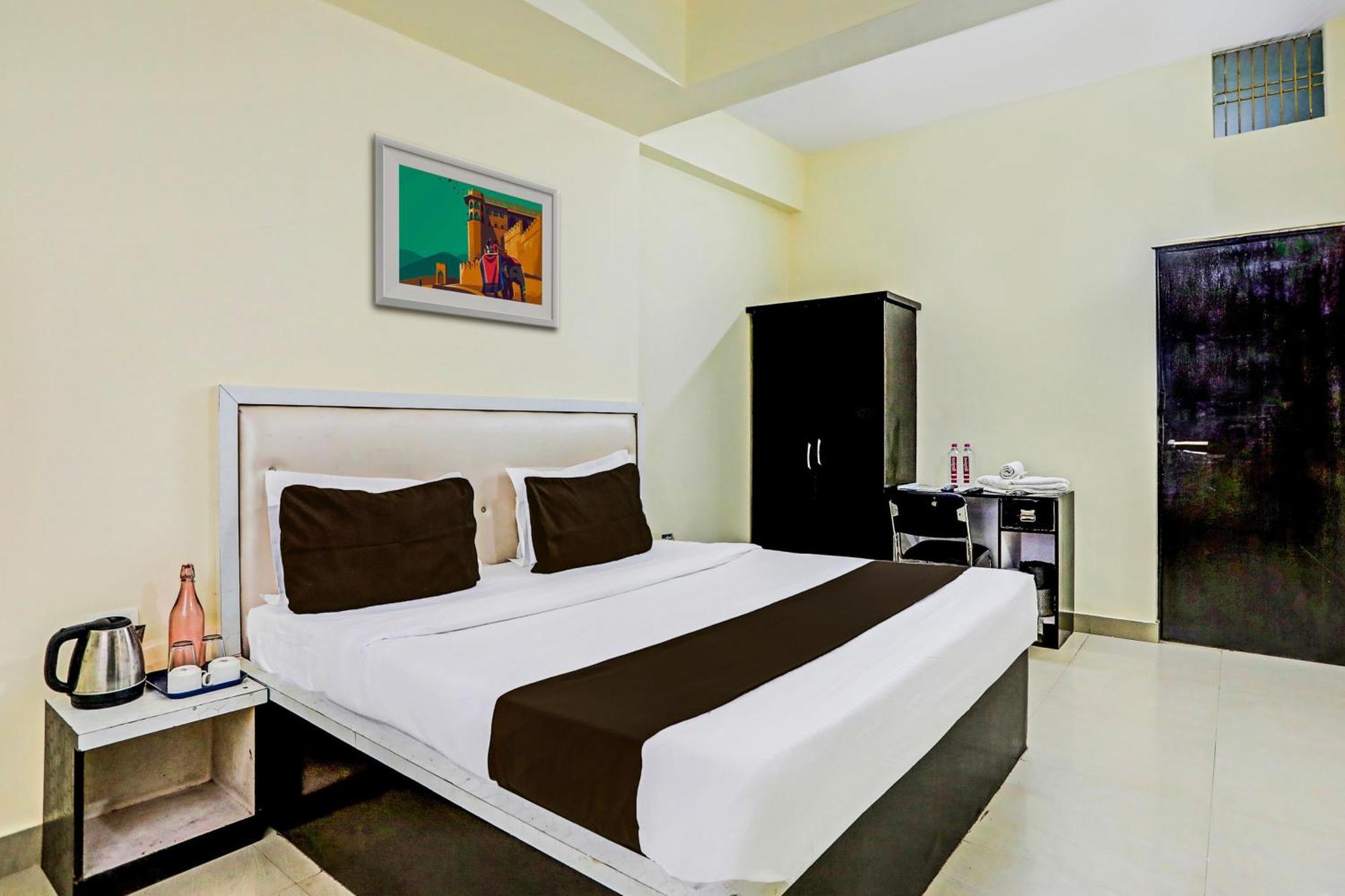 Super Hotel O Hyderabad Gate Iit Bhu Kakarmatha Bagian luar foto