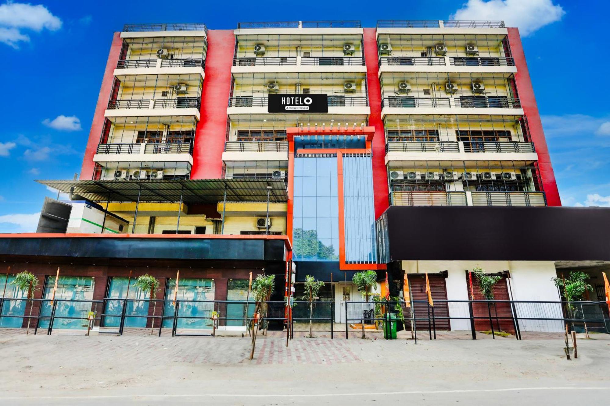 Super Hotel O Hyderabad Gate Iit Bhu Kakarmatha Bagian luar foto